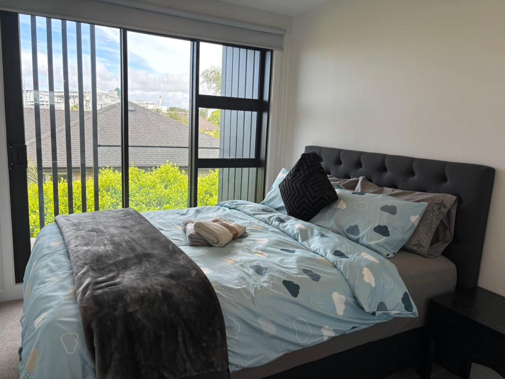 Holiday home Epsom Tidy House Unit 6 *