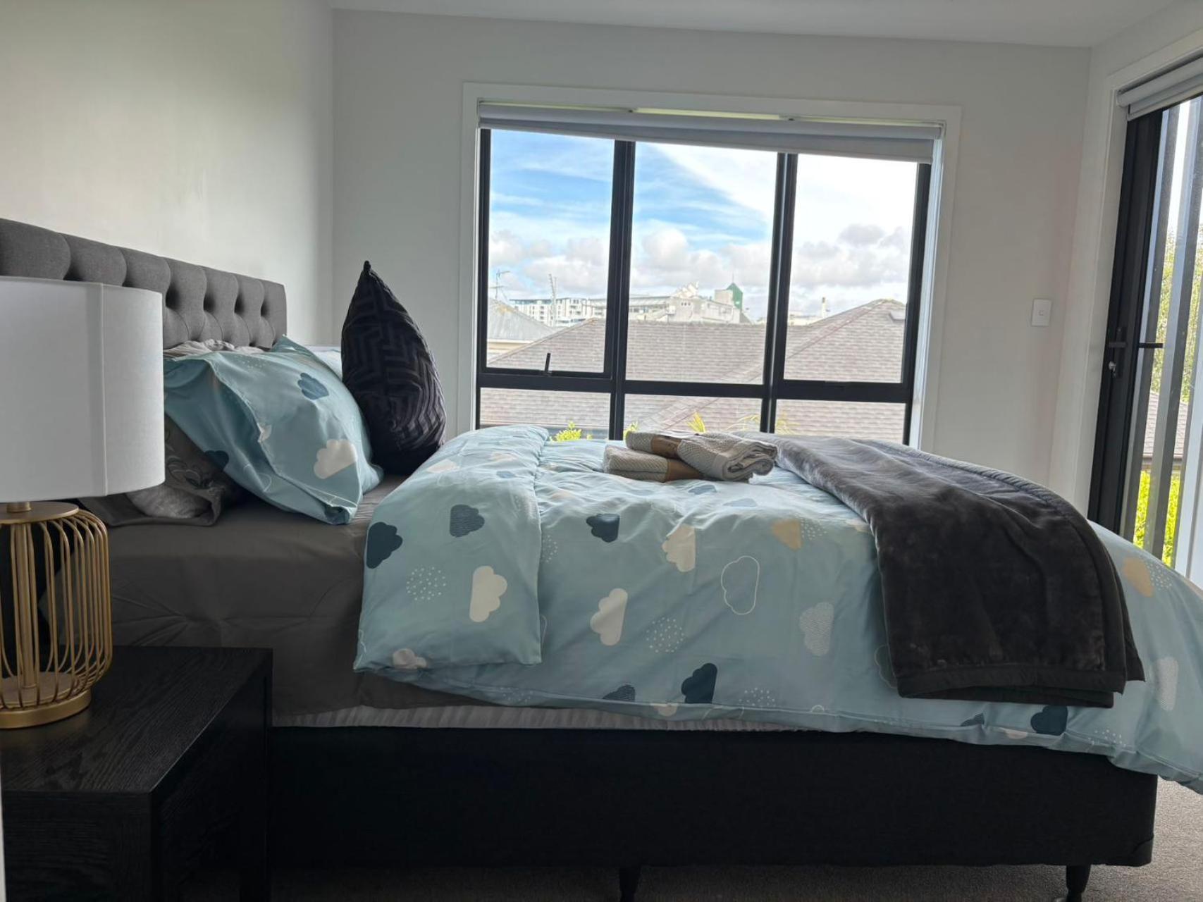 Holiday home Epsom Tidy House Unit 6 *